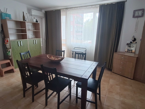 Двустаен апартамент в к.к. Слънчев бряг - 72 кв.м за 1181 €/кв.м - Снимка #1