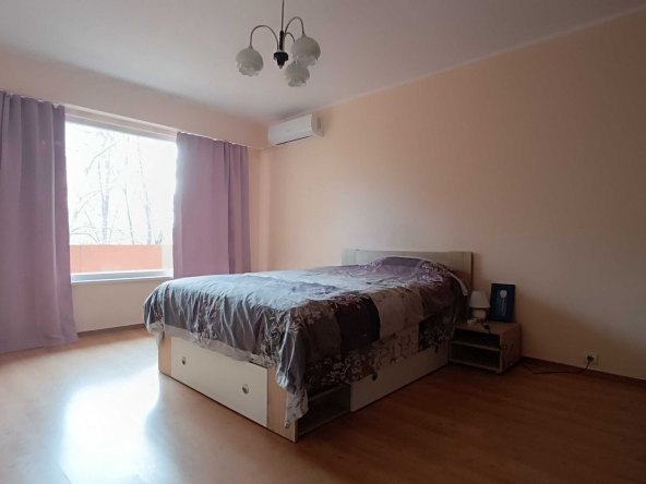 Дава се под наем Тристаен апартамент в Варна, Център - 62 кв.м за 498.27 € - Снимка #1