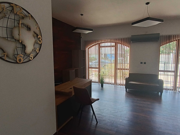 Офис в к.к. Слънчев бряг - 55 кв.м за 1200 €/кв.м - Снимка #1