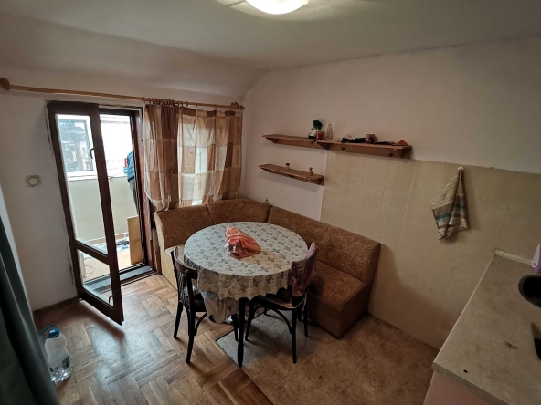 Дава се под наем Едностаен апартамент в Бургас, Възраждане - 35 кв.м за 204 € - Снимка #1