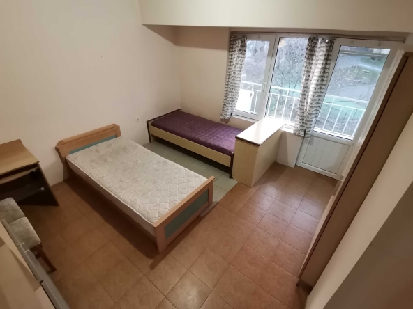 Дава се под наем Едностаен апартамент в Бургас, Зорница - 34 кв.м за 204 € - Снимка #1