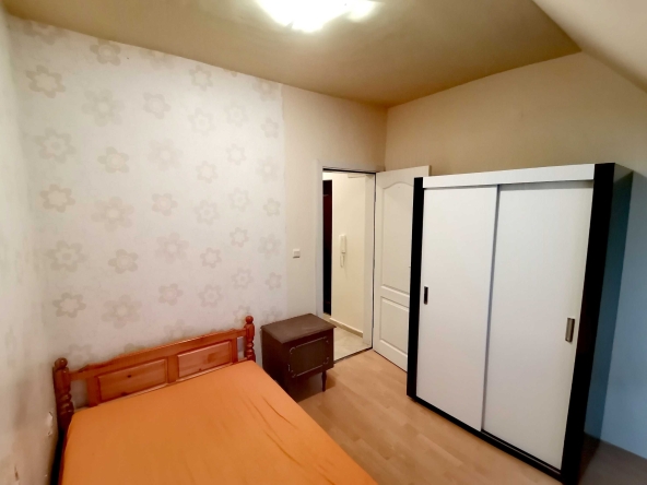 Дава се под наем Двустаен апартамент в Бургас, Възраждане - 47 кв.м за 178.5 € - Снимка #1