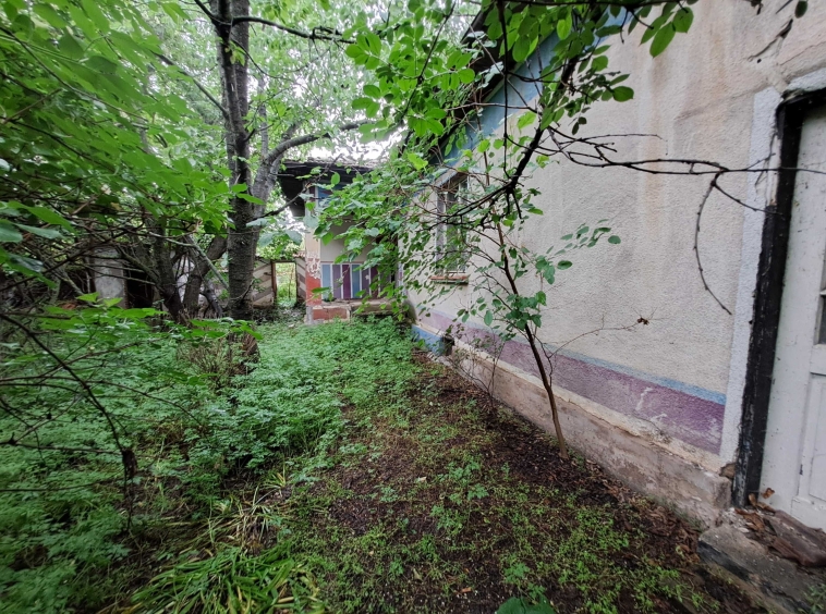 Къща в Плевен, 9-ти квартал - 110 кв.м за 46 €/кв.м - Снимка #1