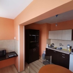 Дава се под наем Едностаен апартамент в Бургас, Изгрев - 30 кв.м за 153 € - Снимка #1