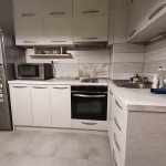 Дава се под наем Тристаен апартамент в Бургас, Братя Миладинови - 76 кв.м за 428.4 € - Снимка #1