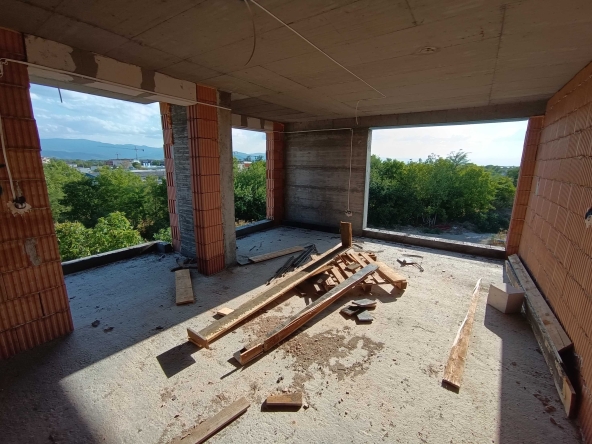 Двустаен апартамент в Пловдив, Кършияка - 83 кв.м за 607 €/кв.м - Снимка #1