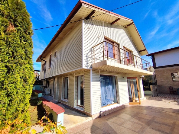 Къща в с. Горочевци, Област Перник - 156 кв.м за 802 €/кв.м - Снимка #1