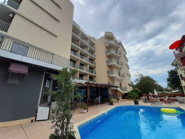 Двустаен апартамент в к.к. Слънчев бряг - 62 кв.м за 1065 €/кв.м - Снимка #1