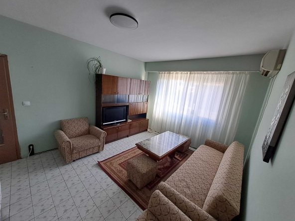 Дава се под наем Едностаен апартамент в Шумен, Гривица - 42 кв.м за 214.2 € - Снимка #1