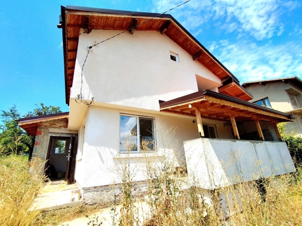 Къща в Перник, Изток - 82 кв.м за 809 €/кв.м - Снимка #1