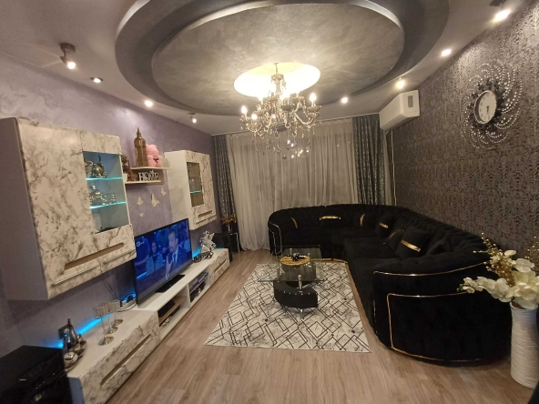 Четиристаен апартамент в Плевен, Дружба 3 - 115 кв.м за 1340 €/кв.м - Снимка #1