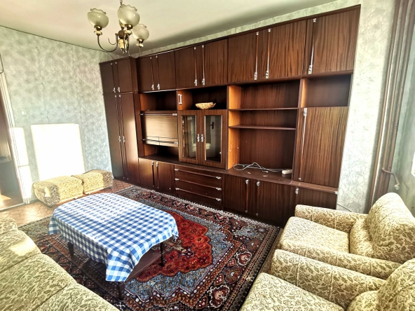 Дава се под наем Двустаен апартамент в Бургас, Славейков - 42 кв.м за 150 € - Снимка #1