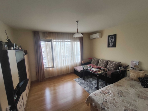 Дава се под наем Двустаен апартамент в Пловдив, Тракия - 50 кв.м за 306 € - Снимка #1