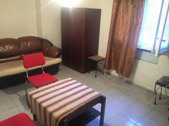 Дава се под наем Едностаен апартамент в Пловдив, Център - 50 кв.м за 153 € - Снимка #1