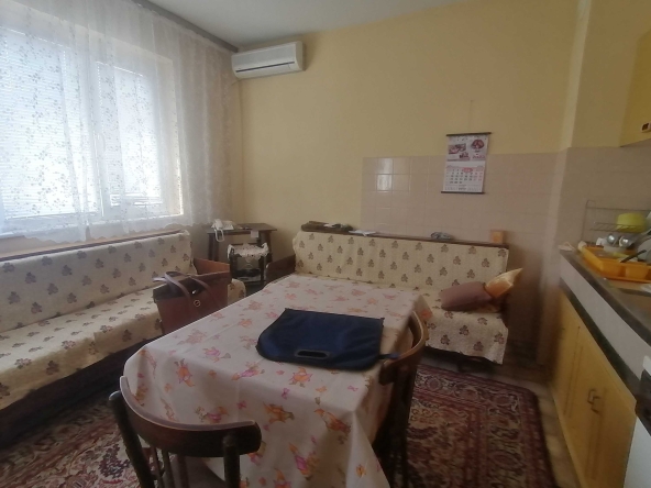 Тристаен апартамент в Варна, Левски - 68 кв.м за 1999 €/кв.м - Снимка #1