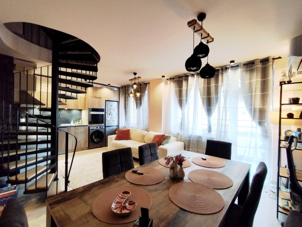 Тристаен апартамент в Перник, Изток - 98 кв.м за 1939 €/кв.м - Снимка #1