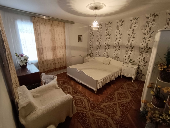 Къща в с. Гецово, Област Разград - 238 кв.м за 386 €/кв.м - Снимка #1