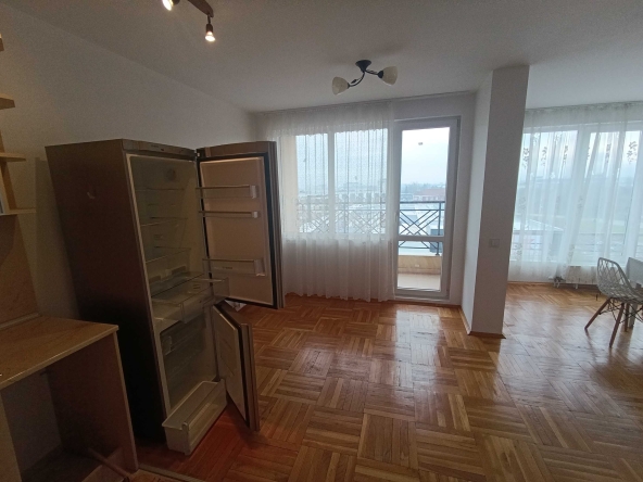 Дава се под наем Двустаен апартамент в София, Толстой - 67 кв.м за 548.25 € - Снимка #1