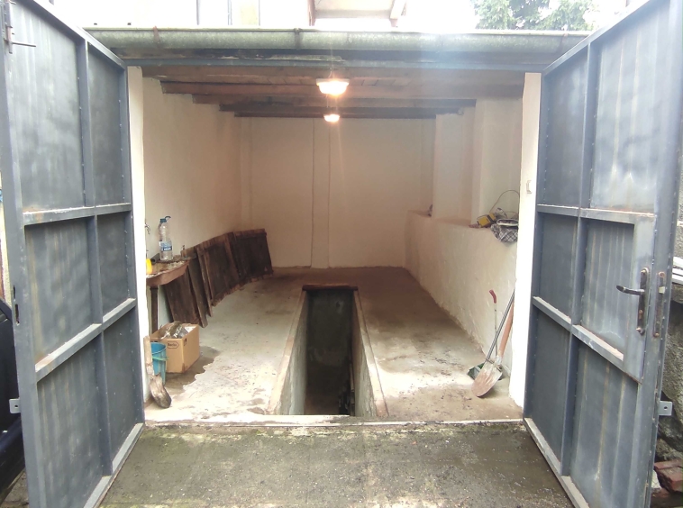 Дава се под наем Гараж / Паркомясто в Пловдив, Централна гара - 25 кв.м за 159.12 € - Снимка #1