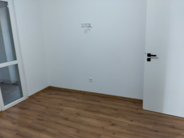 Тристаен апартамент в Силистра, Митница - 69 кв.м за 567 €/кв.м - Снимка #1