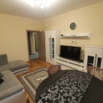 Дава се под наем Тристаен апартамент в Варна, Победа - 80 кв.м за 428.91 € - Снимка #1