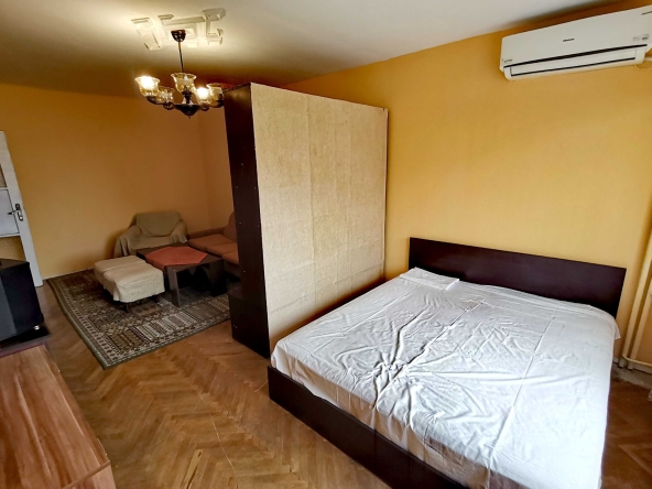 Дава се под наем Двустаен апартамент в Бургас, Зорница - 60 кв.м за 168.3 € - Снимка #1