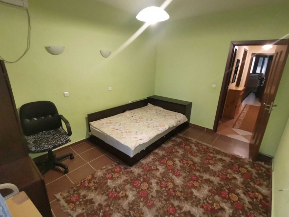 Дава се под наем Двустаен апартамент в Бургас, Меден рудник - зона А - 64 кв.м за 153 € - Снимка #1