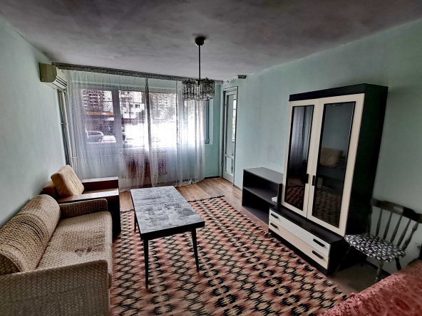 Дава се под наем Тристаен апартамент в Бургас, Зорница - 70 кв.м за 229.5 € - Снимка #1