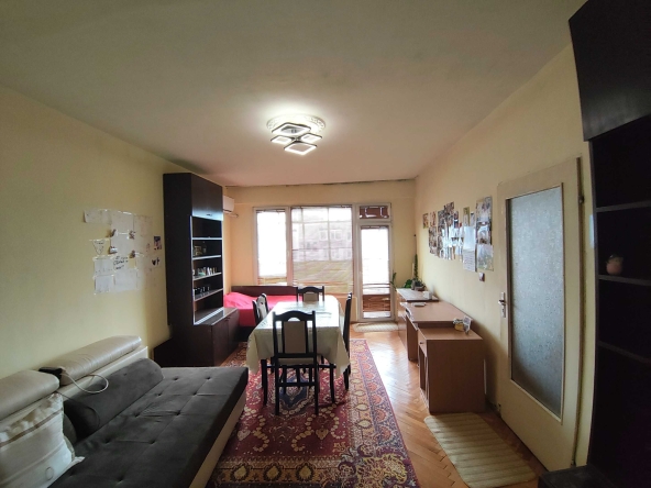 Тристаен апартамент в Търговище, Запад 2 - 78 кв.м за 1112 €/кв.м - Снимка #1