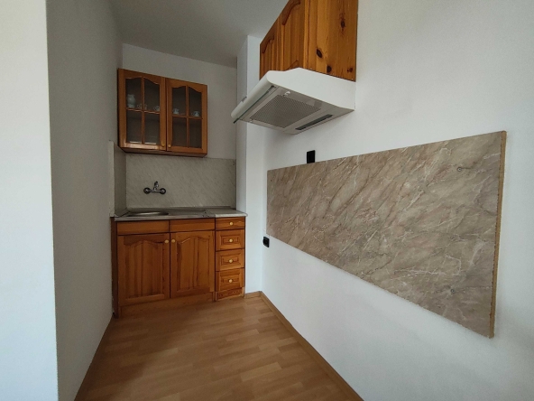 Двустаен апартамент в Търговище, Вароша - 46 кв.м за 1552 €/кв.м - Снимка #1