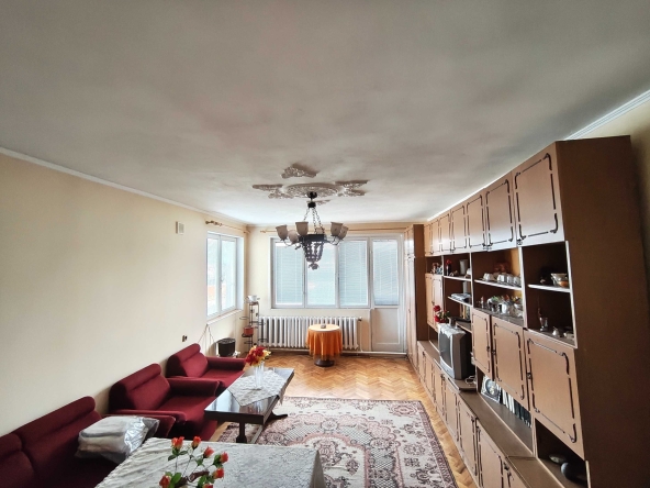 Етаж от къща в Търговище, Вароша - 115 кв.м за 1433 €/кв.м - Снимка #1