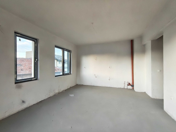 Тристаен апартамент в Търговище, Боровец - 80 кв.м за 1658 €/кв.м - Снимка #1