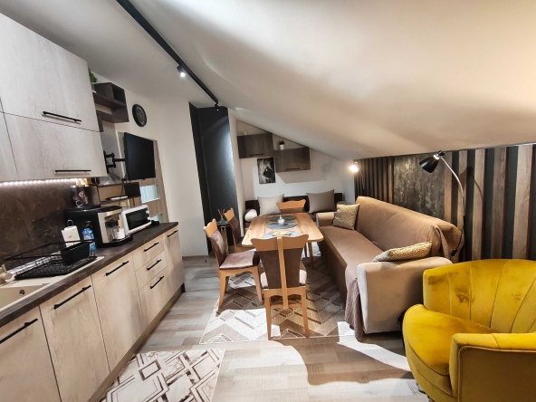 Двустаен апартамент в Търговище, Боровец - 70 кв.м за 795 €/кв.м - Снимка #1