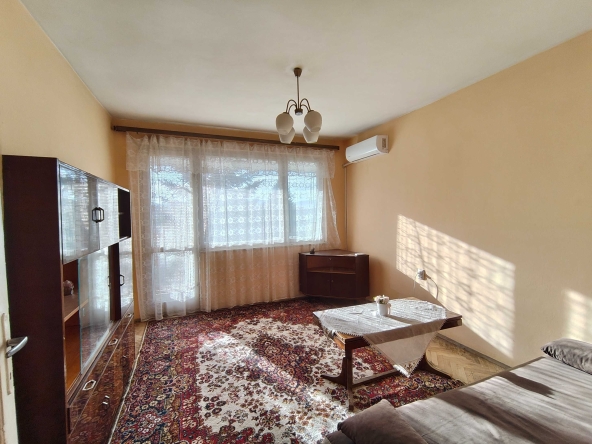 Двустаен апартамент в Търговище, Център - 66 кв.м за 711 €/кв.м - Снимка #1