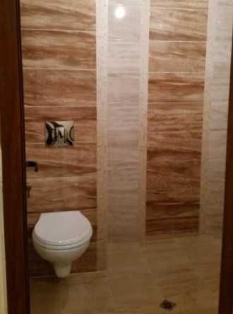 Дава се под наем Тристаен апартамент в Бургас, Меден рудник - зона А - 100 кв.м за 175 € - Снимка #1