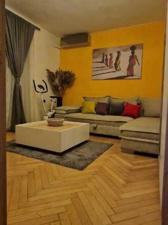Дава се под наем Едностаен апартамент в Пловдив, Гагарин - 39 кв.м за 168.3 € - Снимка #1
