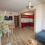 Дава се под наем Двустаен апартамент в Габрово, Център - 55 кв.м за 331.5 € - Снимка #1