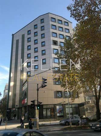 Офис в Варна, Окръжна болница - 3600 кв.м за 1900 €/кв.м - Снимка #1