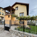 Къща в Самоков - 183 кв.м за 1367 €/кв.м - Снимка #1