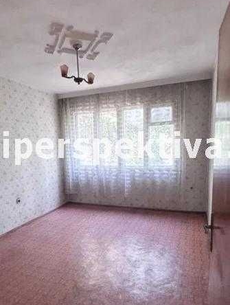 Тристаен апартамент в Пловдив, Център - 114000 кв.м за 2 €/кв.м - Снимка #1