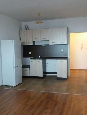 Дава се под наем Двустаен апартамент в Бургас, Меден рудник - зона Г - 70 кв.м за 306 € - Снимка #1