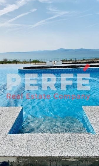 Къща в Бургас, Сарафово - 133 кв.м за 1693 €/кв.м - Снимка #1