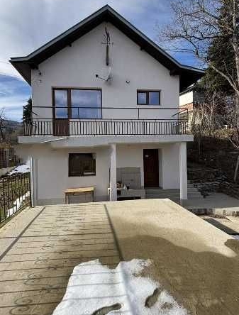 Къща в с. Гълъбово, Област Пловдив - 90 кв.м за 1878 €/кв.м - Снимка #1