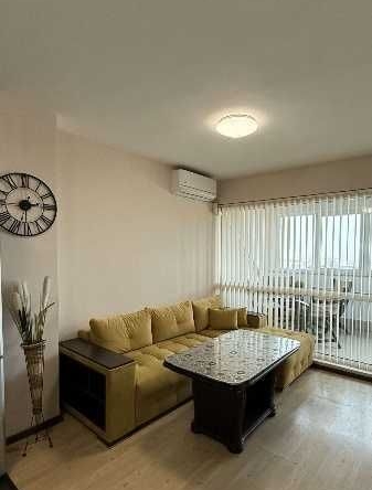 Двустаен апартамент в Бургас, Меден рудник - зона А - 65 кв.м за 1616 €/кв.м - Снимка #1