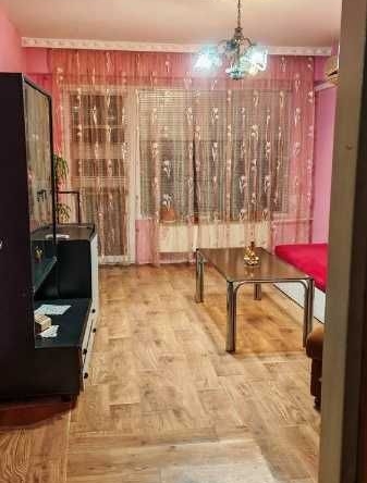 Двустаен апартамент в Бургас, Изгрев - 62 кв.м за 1936 €/кв.м - Снимка #1