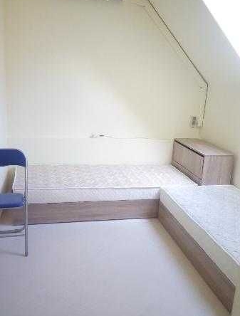 Дава се под наем Едностаен апартамент в София, Студентски град - 30 кв.м за 459 € - Снимка #1