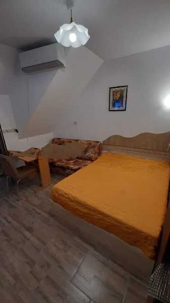 Дава се под наем Едностаен апартамент в Пловдив, Кършияка - 35 кв.м за 382.5 € - Снимка #1