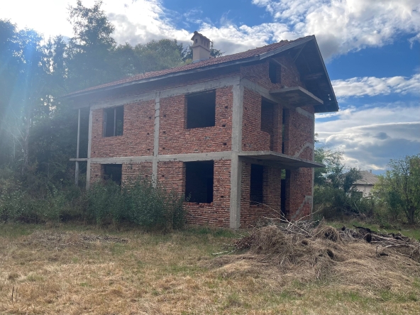 Къща в с. Злокучене, Област София-област - 76 кв.м за 1290 €/кв.м - Снимка #1