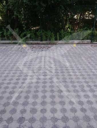 Дава се под наем Гараж / Паркомясто в Бургас, Славейков - 18 кв.м за 22941.84 € - Снимка #1