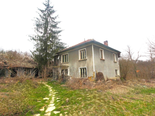 Къща в с. Враниловци, Област Габрово - 200 кв.м за 90 €/кв.м - Снимка #1
